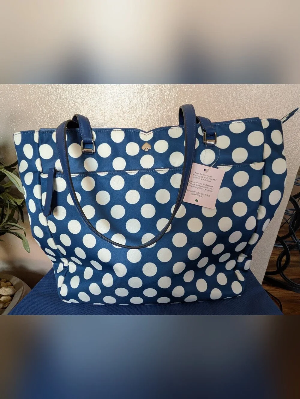 kate spade stylish spacious